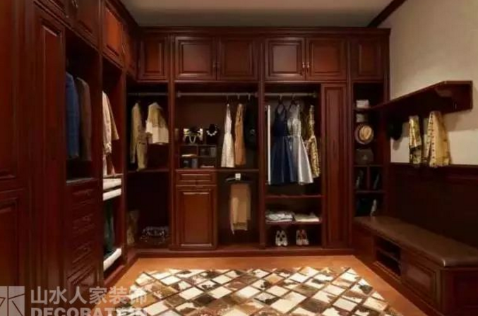 【山水人家裝飾】女人既然有了書房，為什么不能有衣帽間？