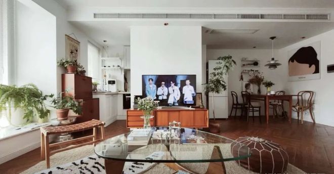 北京夫妻花20萬打造93m^2美貌與智能化并存復(fù)古風(fēng)舒適兩居